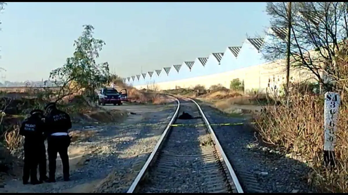 Tren arrolla a un hombre